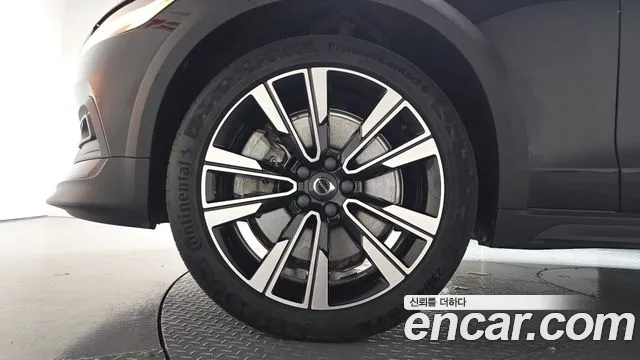Вольво V60 V60 Cross Country 2 поколение B5 Ultimate AWD — Фото автомобиля 4