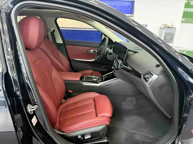 BMW 3 Series — Фото автомобиля 19
