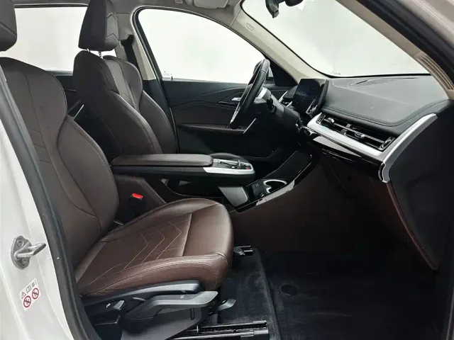 BMW X1 — Фото автомобиля 12