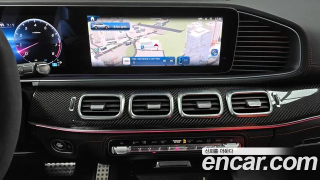 Mercedes-Benz GLE-Class — Фото автомобиля 12