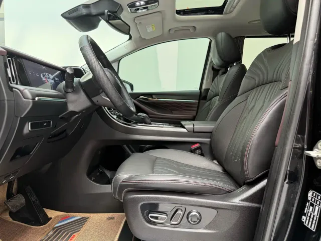 GAC Trumpchi M8 — Фото автомобиля 4