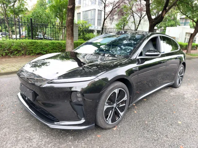 Nio ET5 Touring — Фото автомобиля 2
