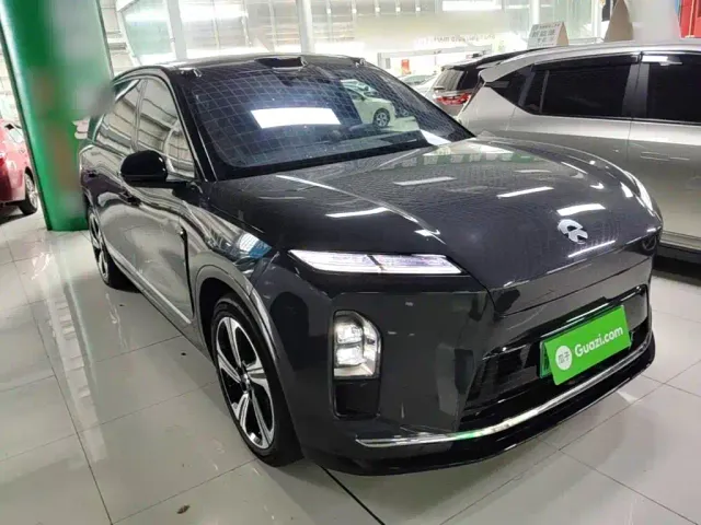 Nio ES8 — Фото автомобиля 3