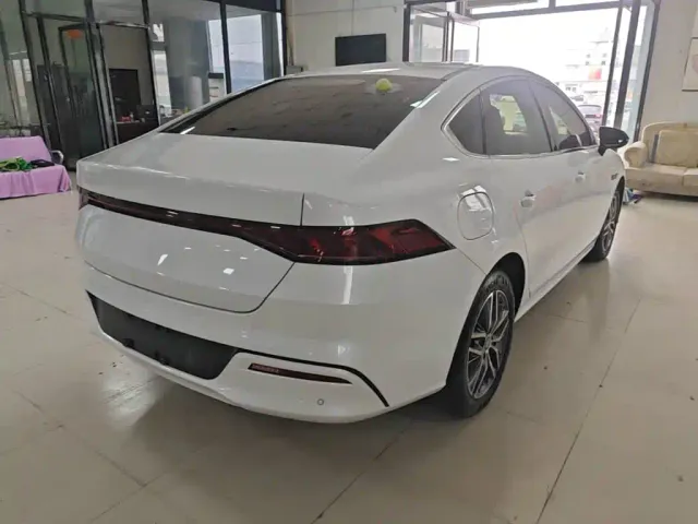 BYD Qin PLUS — Фото автомобиля 6