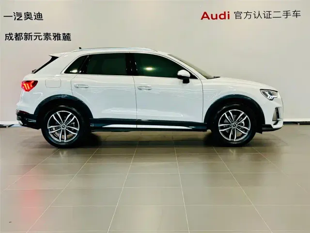 Audi Q3 — Фото автомобиля 3