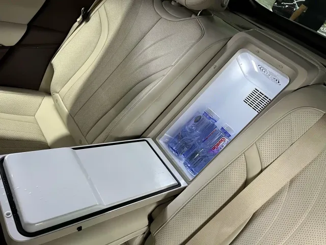 Denza Z9GT — Фото автомобиля 15