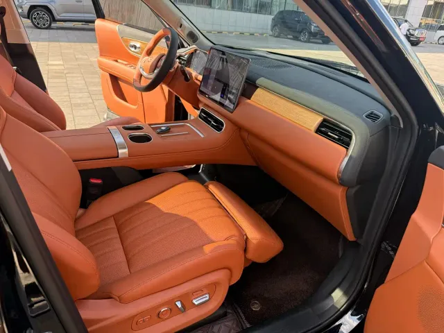 GAC Trumpchi Xiangwang S9 — Фото автомобиля 8