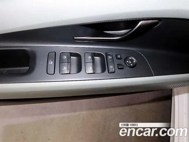 Hyundai Avante CN7 — Фото автомобиля 13