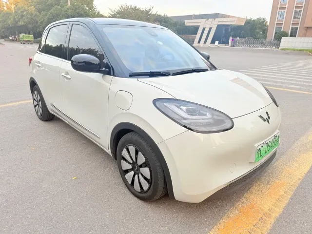 Wuling Bingo — Фото автомобиля 3