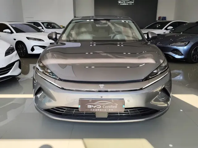BYD Qin L — Фото автомобиля 2