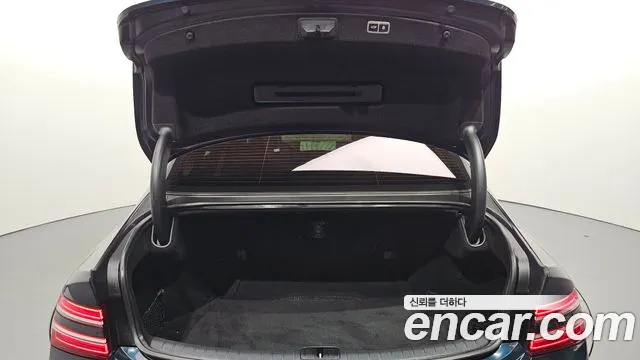 Genesis G80 RG3 — Фото автомобиля 21