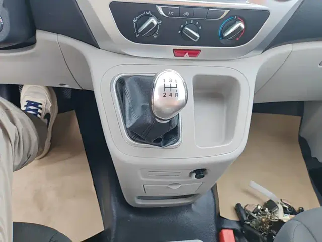 JAC Refine M3 — Фото автомобиля 13