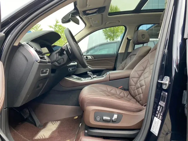 BMW X5 — Фото автомобиля 15