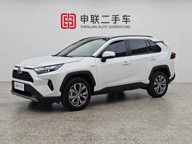 Фотография автомобиля — Toyota RAV4