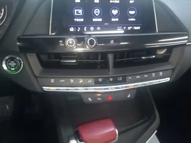Cadillac CT4 — Фото автомобиля 12