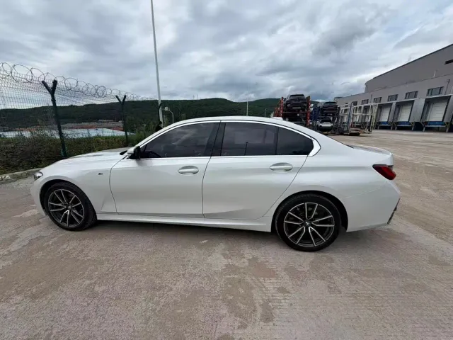 BMW 3 Series — Фото автомобиля 4