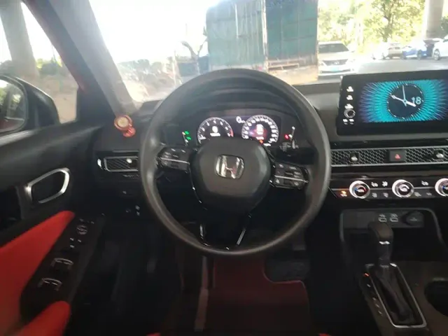 Honda Civic — Фото автомобиля 10