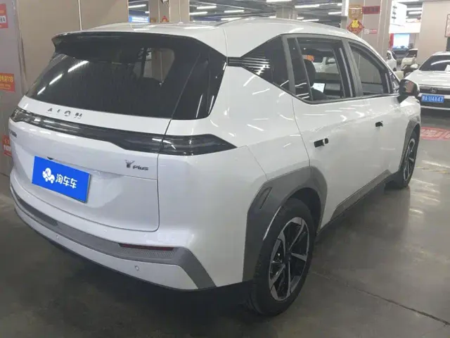 GAC Aion Y — Фото автомобиля 3