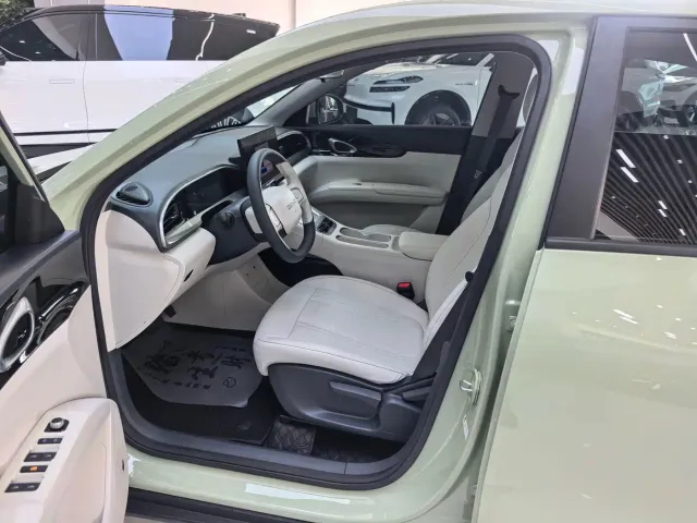 Geely Starry Wish — Фото автомобиля 5