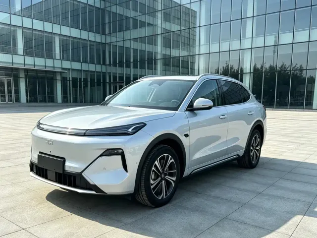 Фотография автомобиля — Geely Galaxy Starship 7 EM-i