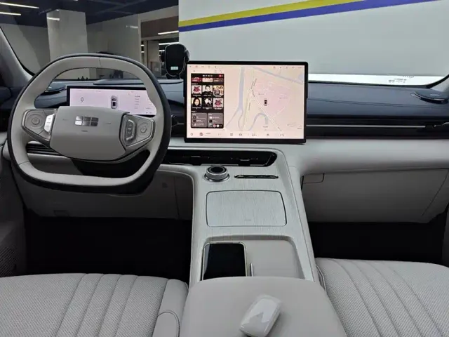 Geely Galaxy E5 — Фото автомобиля 12