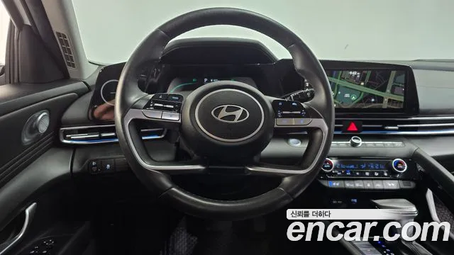 Hyundai AVANTE Новый Avante (CN7) — Фото автомобиля 3