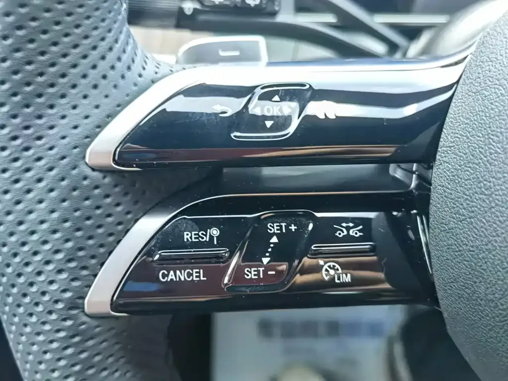 Mercedes-Benz Mercedes-Benz GLC 2025 GLC 300 L 4MATIC Dynamic 5-seater — Фото автомобиля 28