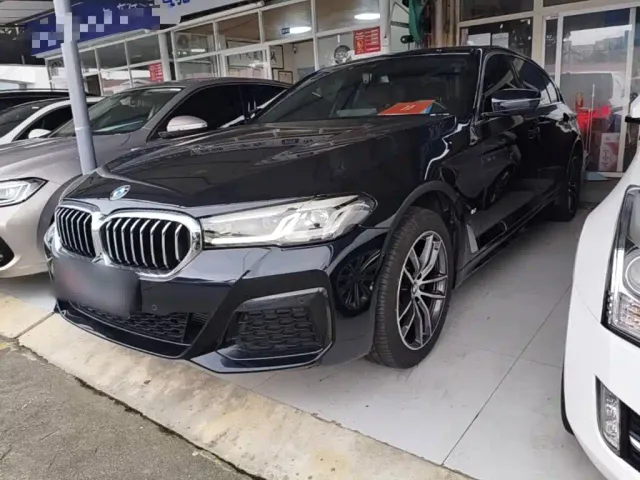 Фотография автомобиля — BMW 5 Series