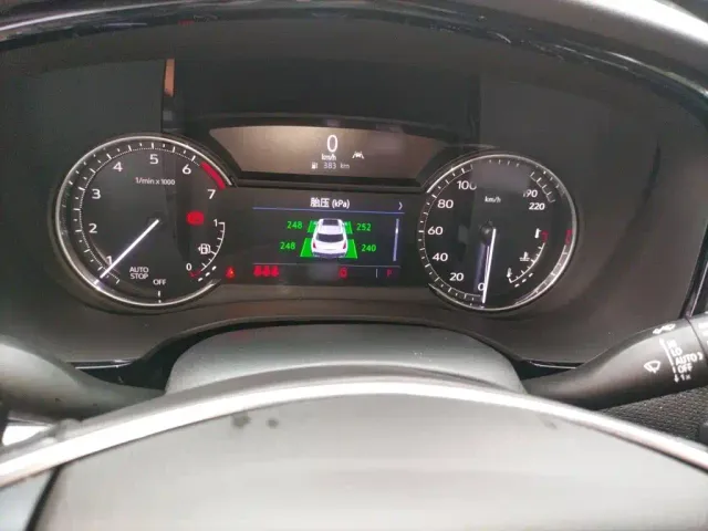 Cadillac XT5 — Фото автомобиля 3