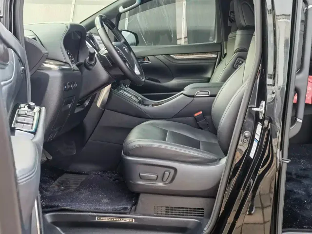 Toyota Vellfire — Фото автомобиля 5