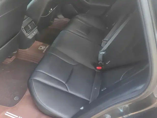Honda Accord — Фото автомобиля 11