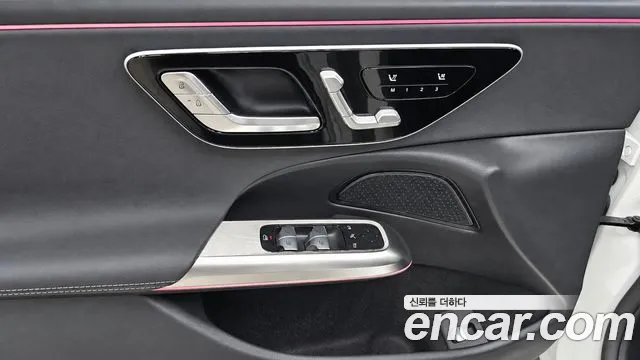 Mercedes-Benz E-Class — Фото автомобиля 15