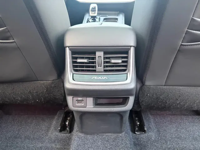Dongfeng Yixuan MAX — Фото автомобиля 21