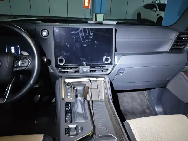Lexus GX — Фото автомобиля 13
