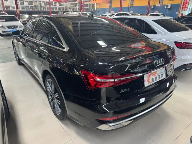 Audi A6L — Фото автомобиля 15