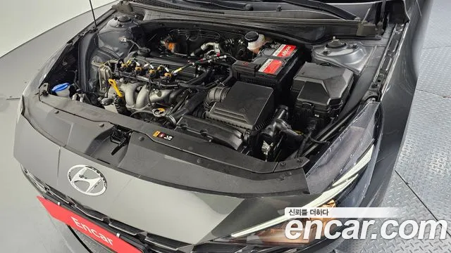 Hyundai Avante CN7 — Фото автомобиля 6