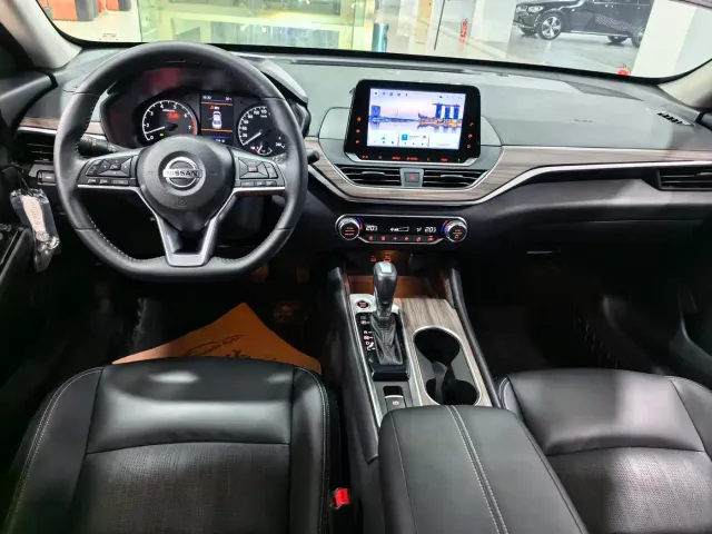 Nissan Teana — Фото автомобиля 9