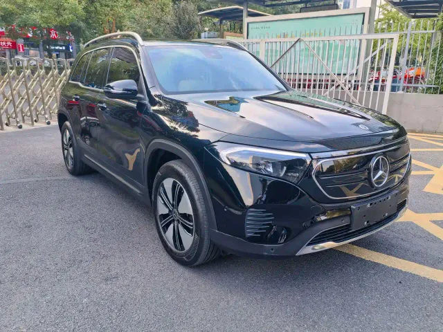 Mercedes-Benz EQB — Фото автомобиля 4