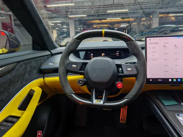 Xiaomi SU7 Ultra — Фото автомобиля 13