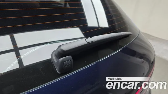 Genesis GV70 — Фото автомобиля 19