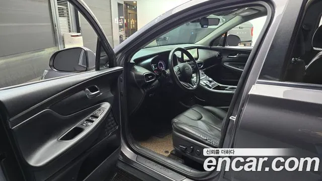 Hyundai Santafe Новый Santa Fe Дизель 2.2 4WD — Фото автомобиля 10