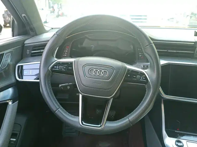 Audi A6L — Фото автомобиля 15