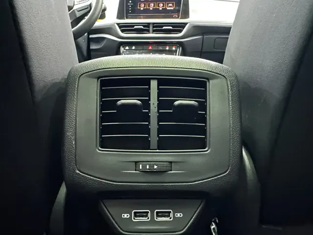 Volkswagen Volkswagen T-ROC 2023 280TSI DSG 2WD Time Edition — Фото автомобиля 16
