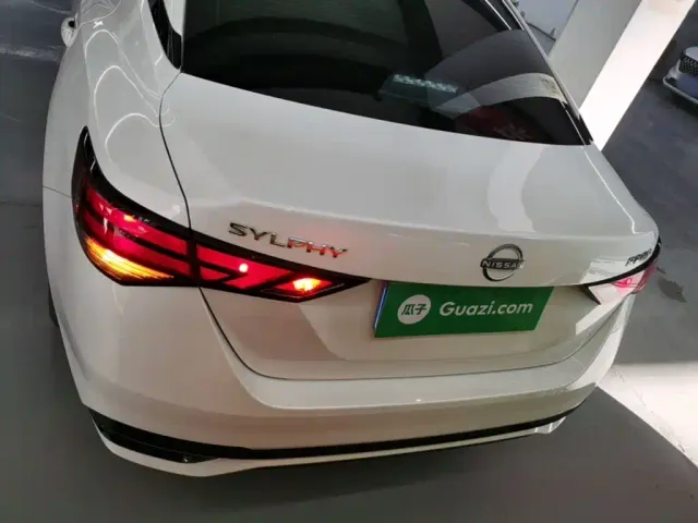 Nissan Sylphy — Фото автомобиля 5