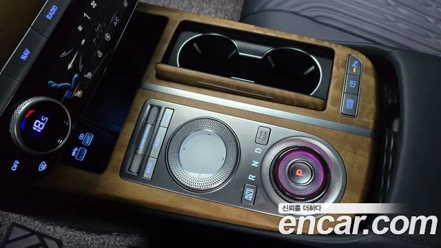 Genesis G80 RG3 — Фото автомобиля 12