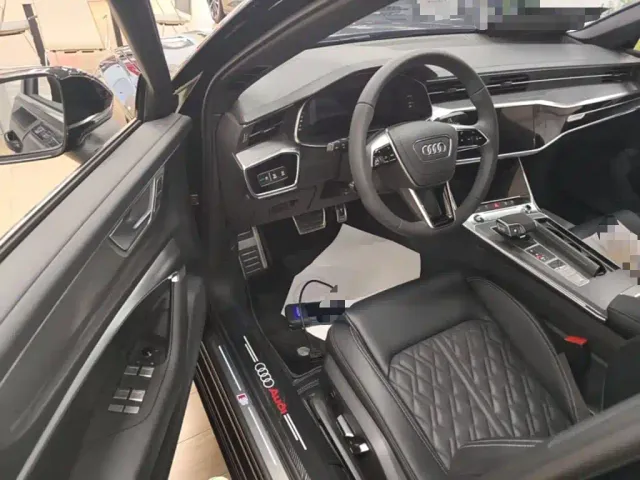 Audi A6L — Фото автомобиля 22
