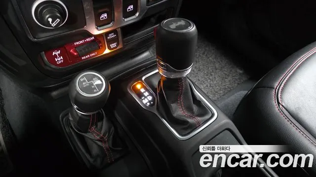 Jeep Wrangler JL — Фото автомобиля 9
