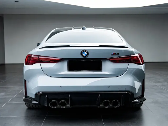 BMW M4 — Фото автомобиля 5