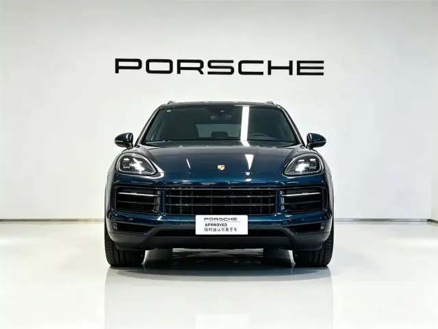 Porsche Cayenne — Фото автомобиля 3