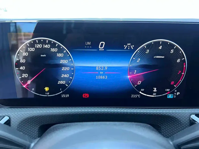 Mercedes-Benz A-Class — Фото автомобиля 9
